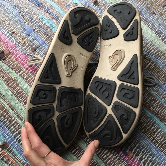 Men’s Olukai shoes - Picture 3 of 8